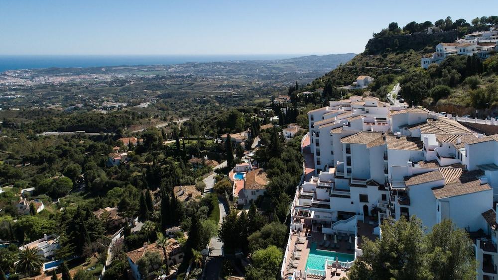 Macdonald La Ermita Resort Mijas Exterior photo